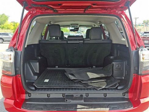 Used 2021 Toyota 4Runner SR5 Premium image 29