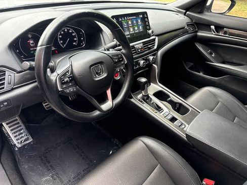 Used 2021 Honda Accord Sport image 15