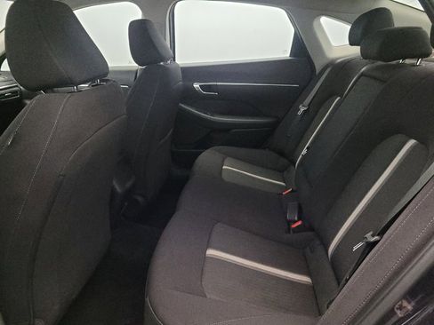 Used 2023 Hyundai Sonata SEL w/ Preferred Accessory Package image 18