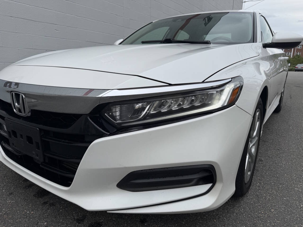 Used 2018 Honda Accord LX image 10