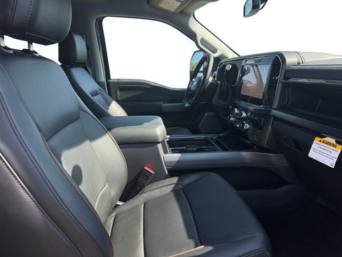 New 2026 Ford F350 Lariat w/ Black Appearance Package image 18