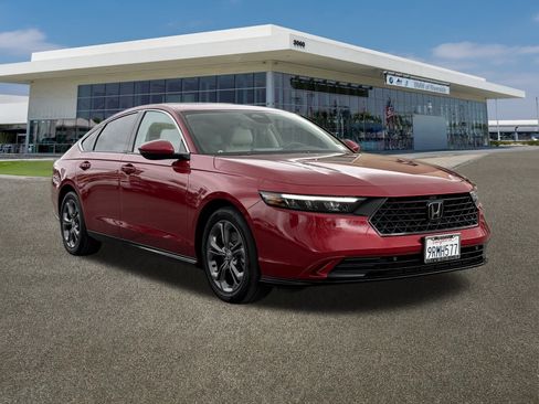 Used 2024 Honda Accord EX-L image 2