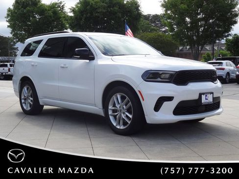 Used 2024 Dodge Durango GT RWD image 1
