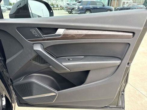 Used 2018 Audi Q5 2.0T Premium Plus w/ Premium Plus Package image 16