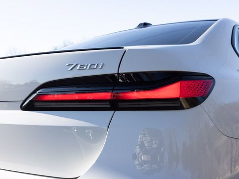 Used 2023 BMW 760i xDrive 760i xDrive image 56