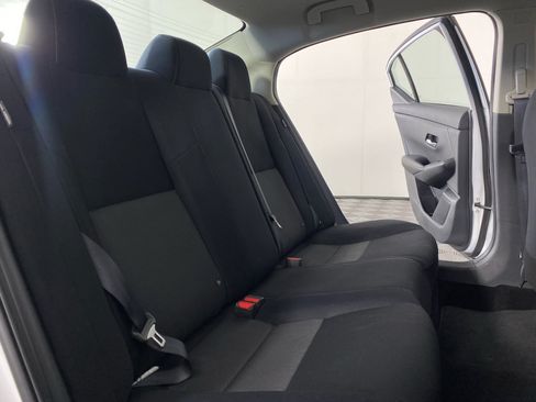 Used 2023 Nissan Sentra SV FWD image 16