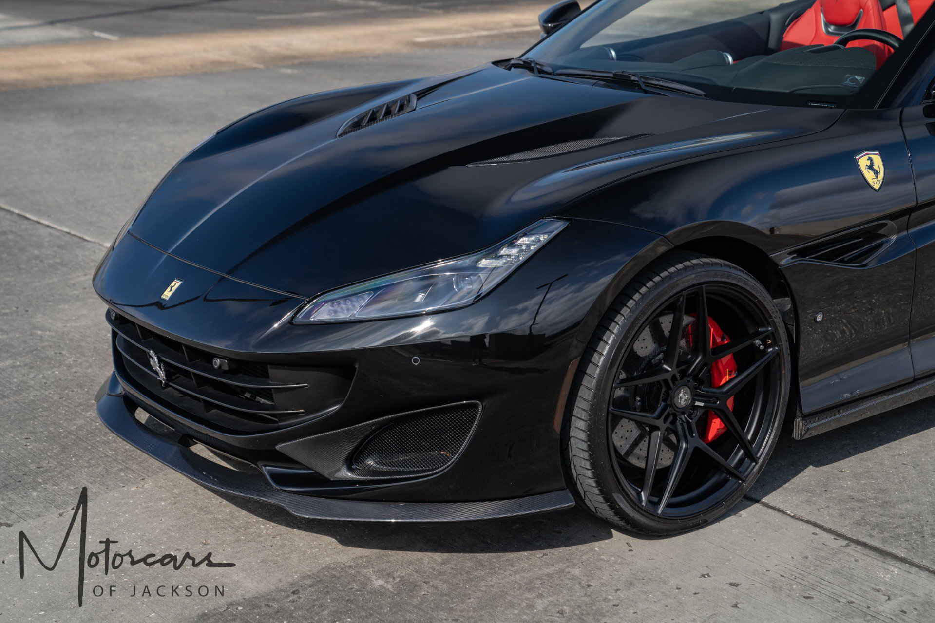 Used 2019 Ferrari Portofino RWD image 24