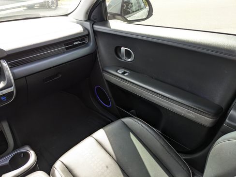 Used 2023 Hyundai Ioniq 5 SEL image 18