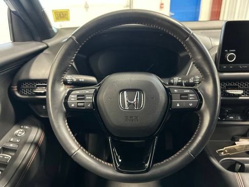 Certified 2025 Honda HR-V Sport image 17