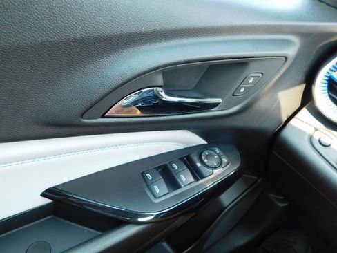 New 2025 Chevrolet Trax LT w/ Driver Confidence Package image 25