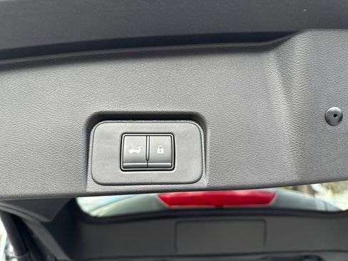 Certified 2026 Nissan Rogue SV image 27