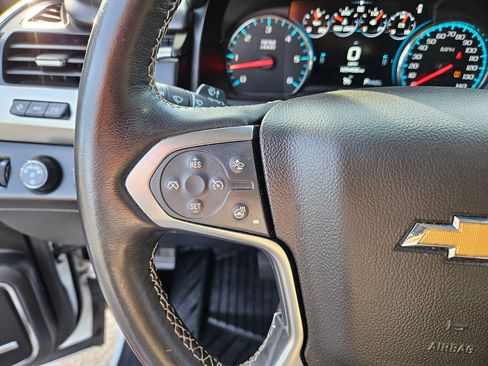 Used 2020 Chevrolet Tahoe Premier AWD/4WD image 18