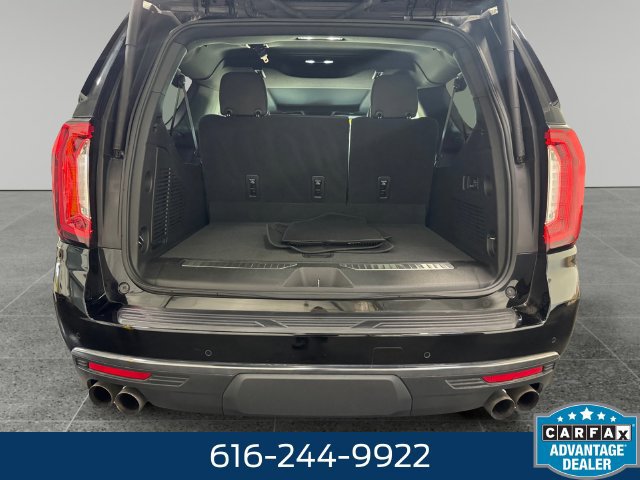 Used 2023 GMC Yukon XL AT4 AWD/4WD image 12
