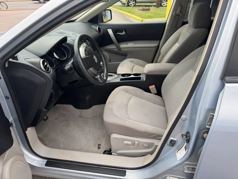 Used 2011 Nissan Rogue SV w/ Premium Pkg AWD/4WD image 15