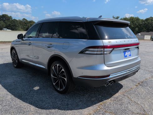Used 2020 Lincoln Aviator Reserve w/ Equipment Group 202A AWD/4WD image 5