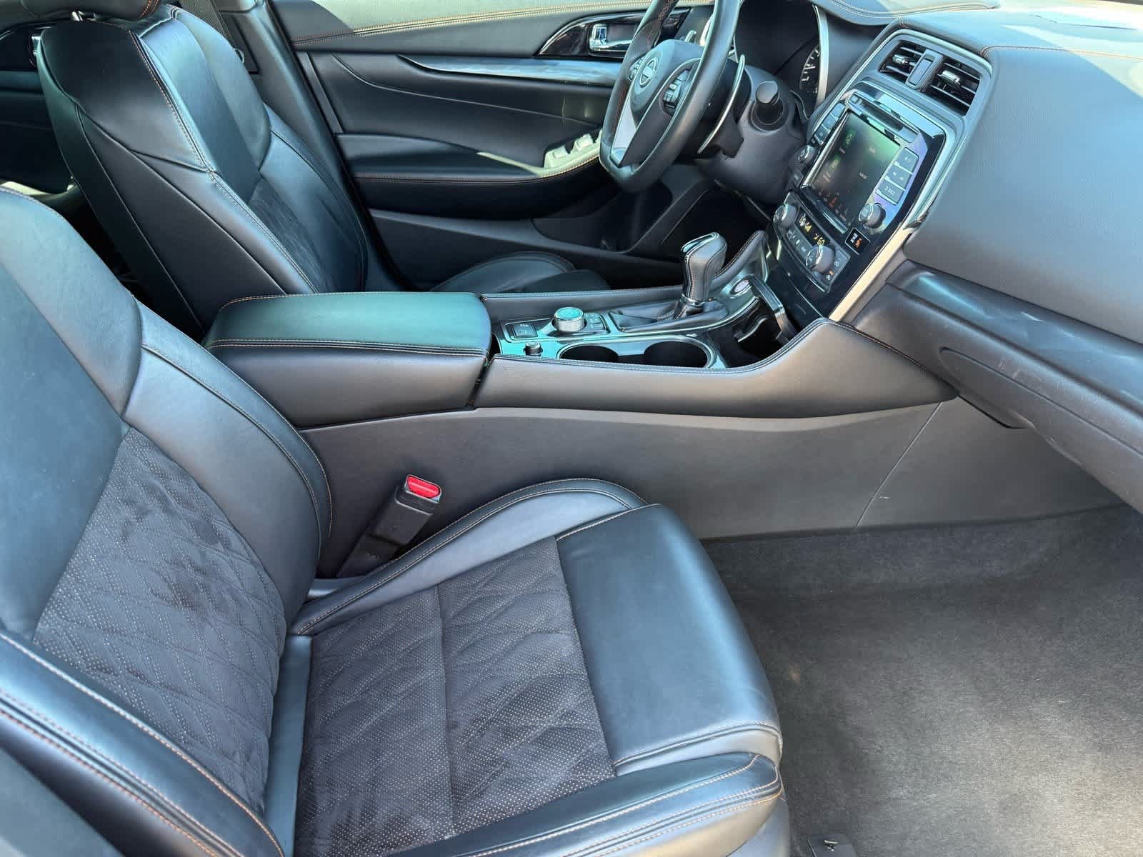 Used 2023 Nissan Maxima SR w/ Sport Mat Group FWD image 27