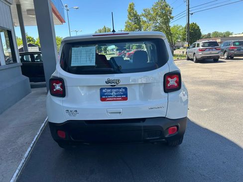 Used 2018 Jeep Renegade Sport w/ Power & Air Group AWD/4WD image 29