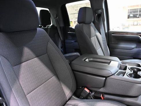 New 2026 GMC Sierra 1500 Elevation image 9