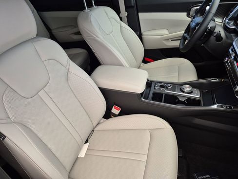 New 2026 Kia Sorento EX image 15