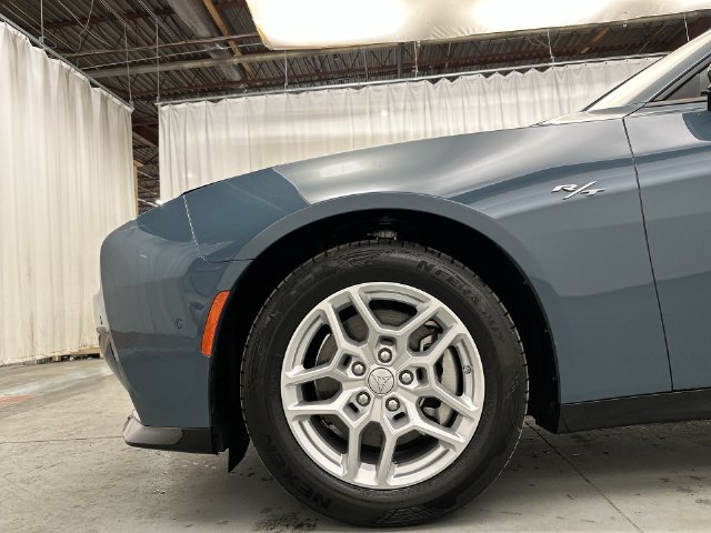 New 2027 Dodge Charger R/T w/ Driver Convenience Group AWD/4WD image 21