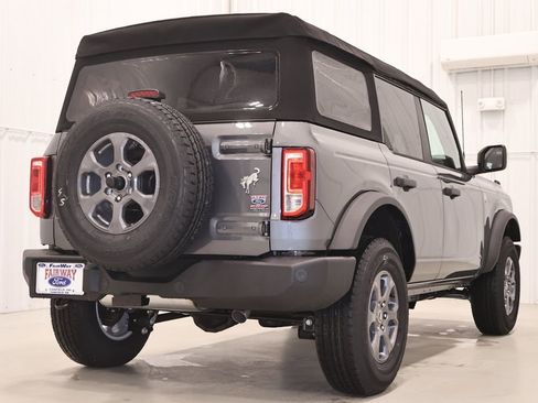 New 2026 Ford Bronco Big Bend image 9