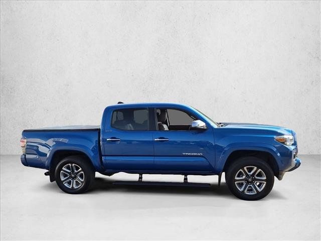 Used 2016 Toyota Tacoma Limited w/ Towing Package RWD image 4