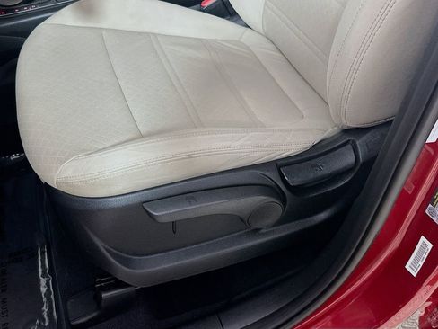 Used 2018 Kia Sorento FWD image 23