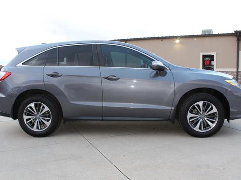 Used 2017 Acura RDX AWD w/ Advance Package image 6