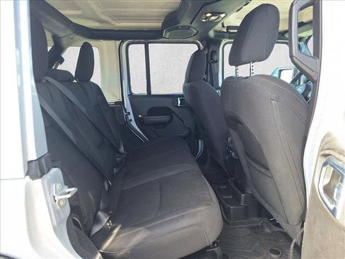Used 2023 Jeep Wrangler Unlimited image 18