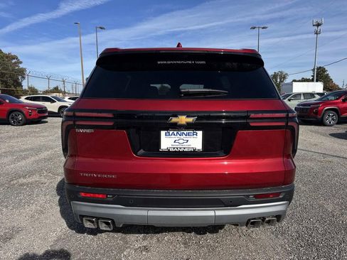 New 2026 Chevrolet Traverse LT image 6