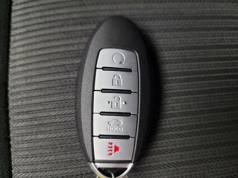 Used 2021 Nissan Sentra SV FWD image 32