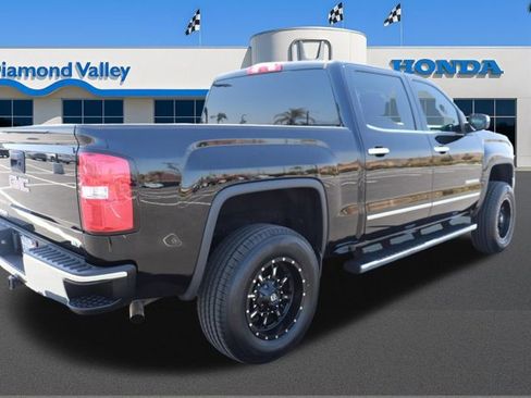 Used 2015 GMC Sierra 1500 SLT w/ SLT Crew Cab Value Package RWD image 8