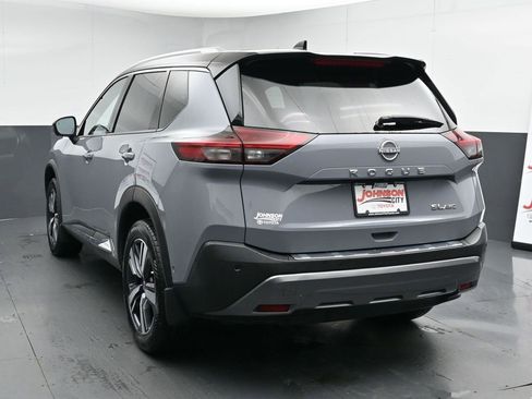 Used 2023 Nissan Rogue SL w/ SL Premium Package image 6