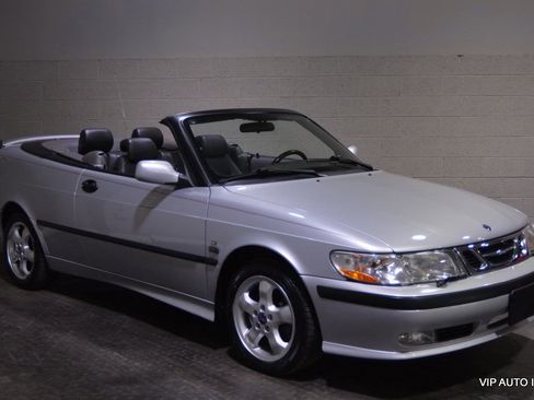 Used 2001 Saab 9-3 SE image 3