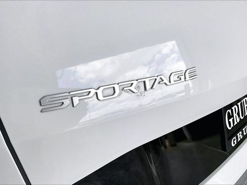 Used 2023 Kia Sportage SX FWD image 40