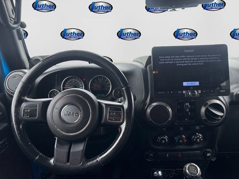 Used 2014 Jeep Wrangler Unlimited Sport w/ Power Convenience Group AWD/4WD image 16