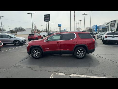 Used 2023 GMC Acadia SLE w/ Driver Convenience Package image 5