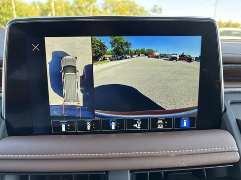 Used 2022 Chevrolet Tahoe High Country image 24