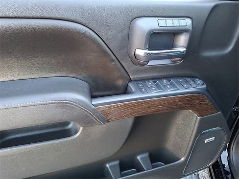 Used 2017 GMC Sierra 1500 Denali w/ Denali Ultimate Package image 12