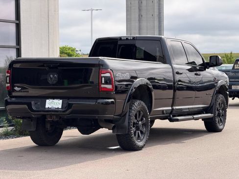 Used 2019 RAM 2500 Laramie AWD/4WD image 2