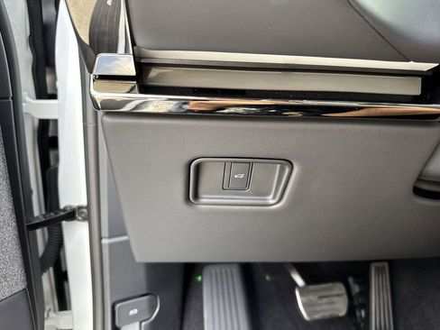 Used 2024 Land Rover Range Rover Sport Dynamic SE image 56