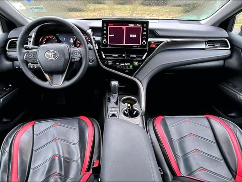 Used 2024 Toyota Camry XSE image 21