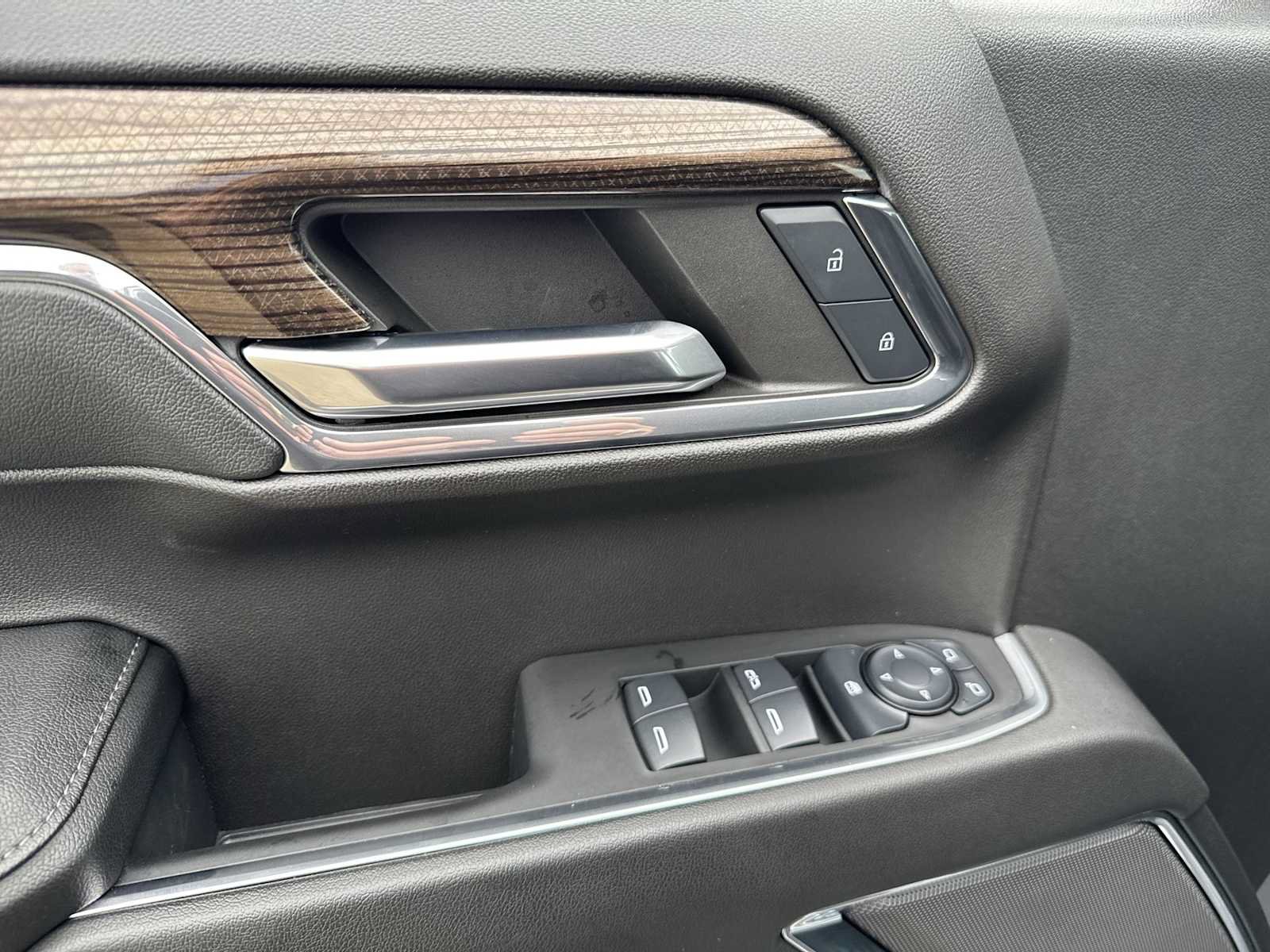Certified 2024 Chevrolet Silverado 1500 LT AWD/4WD image 18