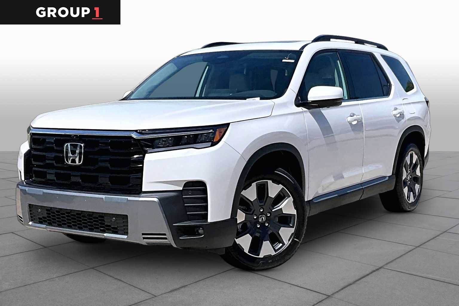 New 2026 Honda Pilot Touring image 1