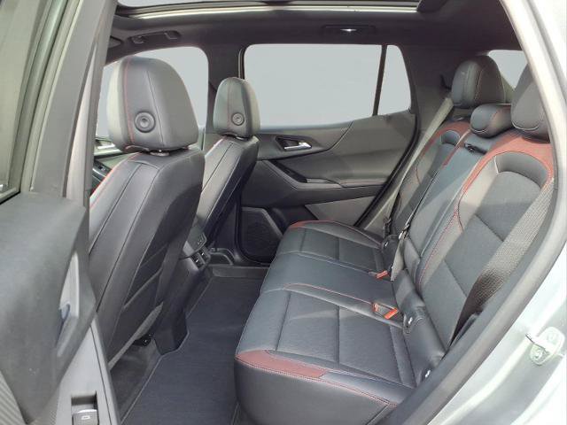 Used 2025 Chevrolet Equinox RS w/ Safety and Technology Package AWD/4WD image 6