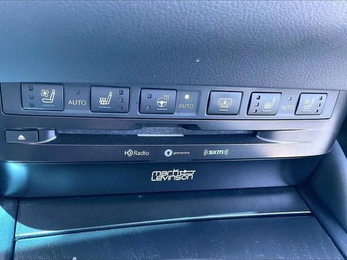 Used 2022 Lexus ES 300h w/ Accessory Package 2 FWD image 5