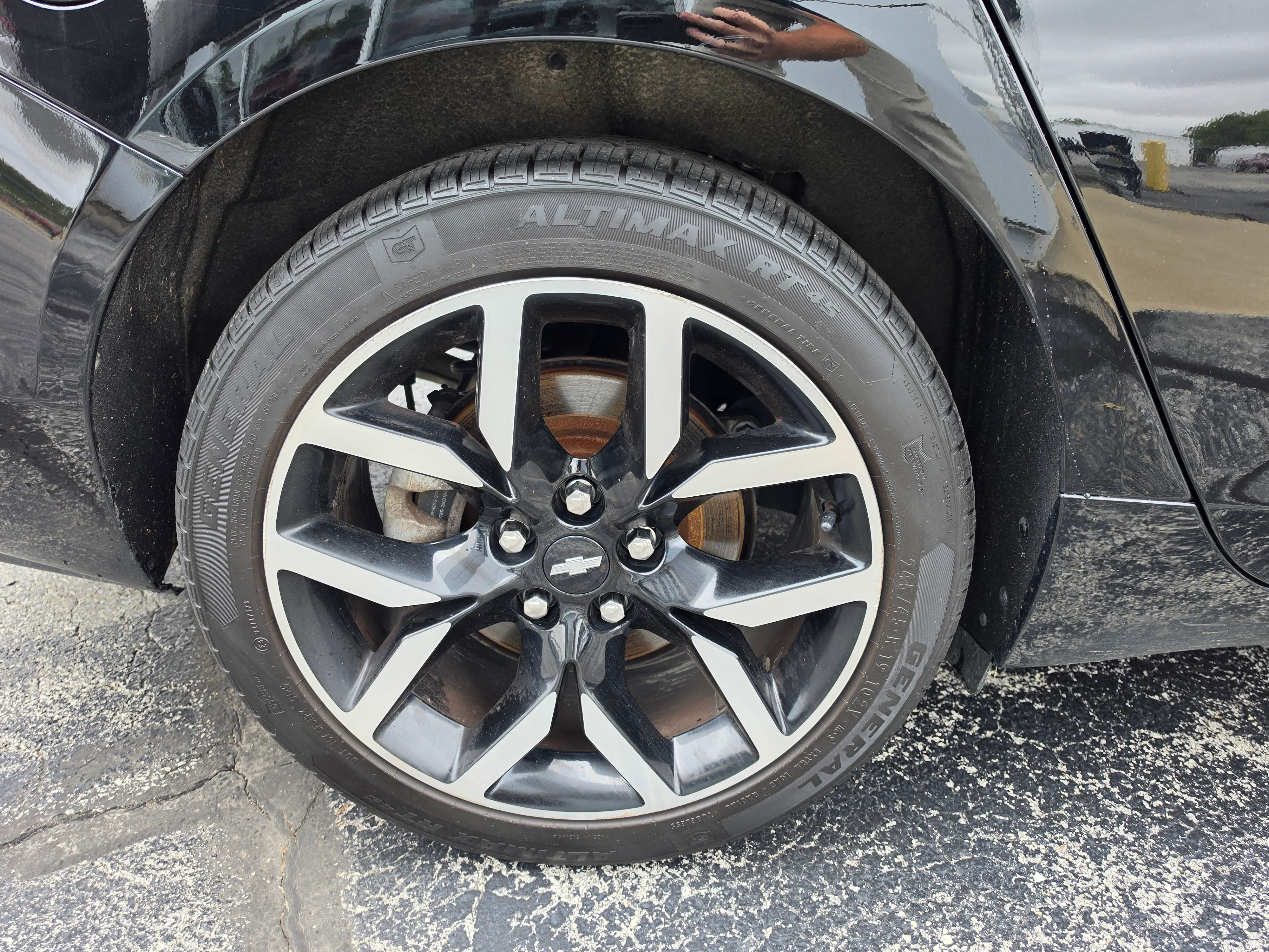 Used 2017 Chevrolet Impala Premier FWD image 15