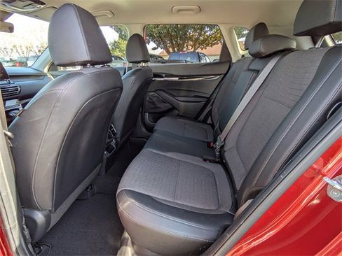 Used 2022 Kia Seltos Nightfall Edition image 15