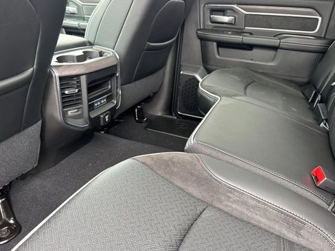 New 2026 RAM 2500 Laramie AWD/4WD image 11