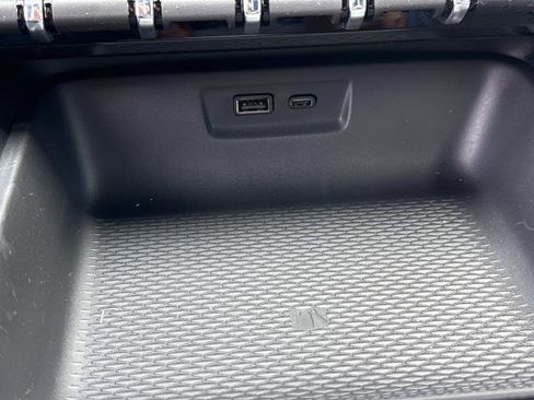 New 2026 GMC Terrain Elevation AWD/4WD image 19